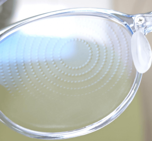 防控镜片不能“省”户外活动不能少PG电子麻将胡了模拟器医生提醒：(图2)